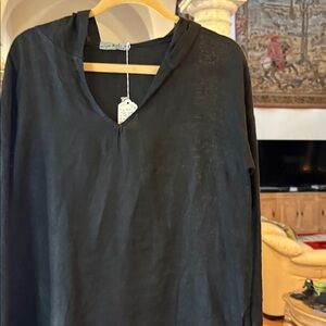 Gigi Moda Black Linen Top